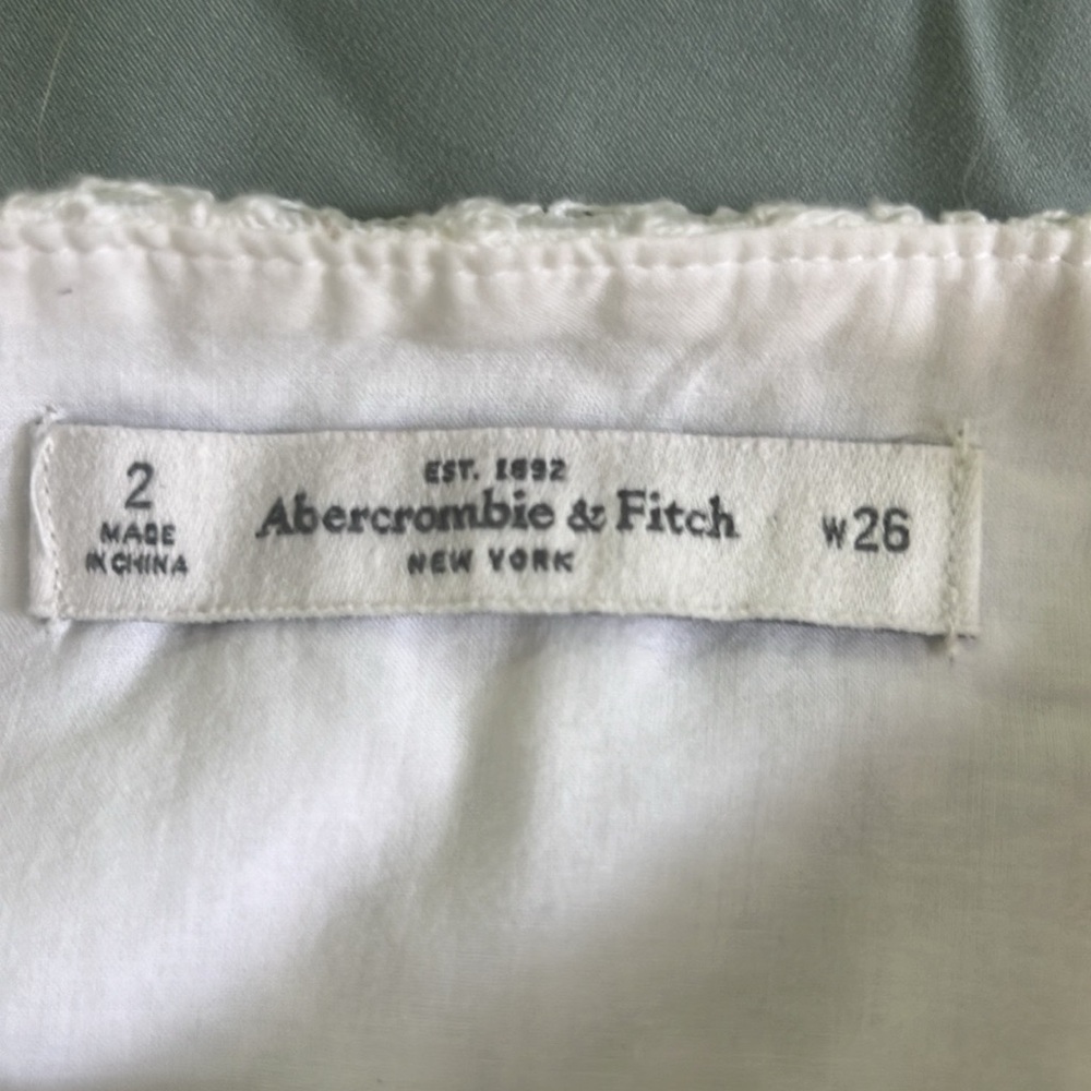 Elegant White Lace Skirt by Abercrombie, EUC